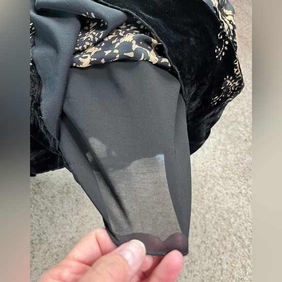 Nurture women’s XL blouse - Picture 7 of 8